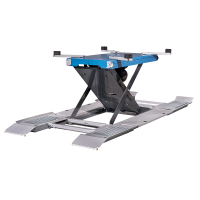 Een schadehefbrug waar eigenlijk geen enkele schadewerkplaats zonder kan. Door de compacte constructie en weg te klappen rijbanen zijn alle delen van het voertuig makkelijk te bereiken. Als opbouw of inbouwversie verkrijgbaar.